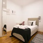 Rua Luciano Cordeiro Bhuiyan Family Host リスボン