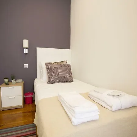 Accommodatie bij particulieren Rua Luciano Cordeiro Bhuiyan Family Host Lissabon