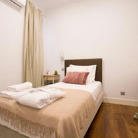 Homestay Rua Luciano Cordeiro Bhuiyan Family Host *
