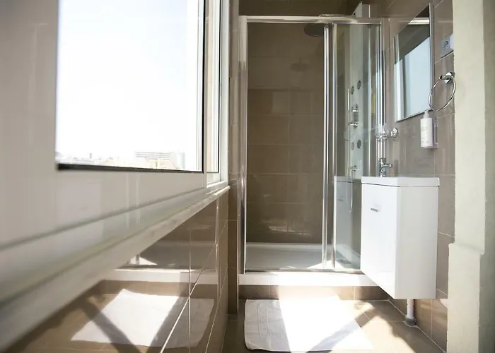 Rua Luciano Cordeiro Bhuiyan Family Host * Lisboa